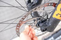 Kontrolle Bremsscheibe